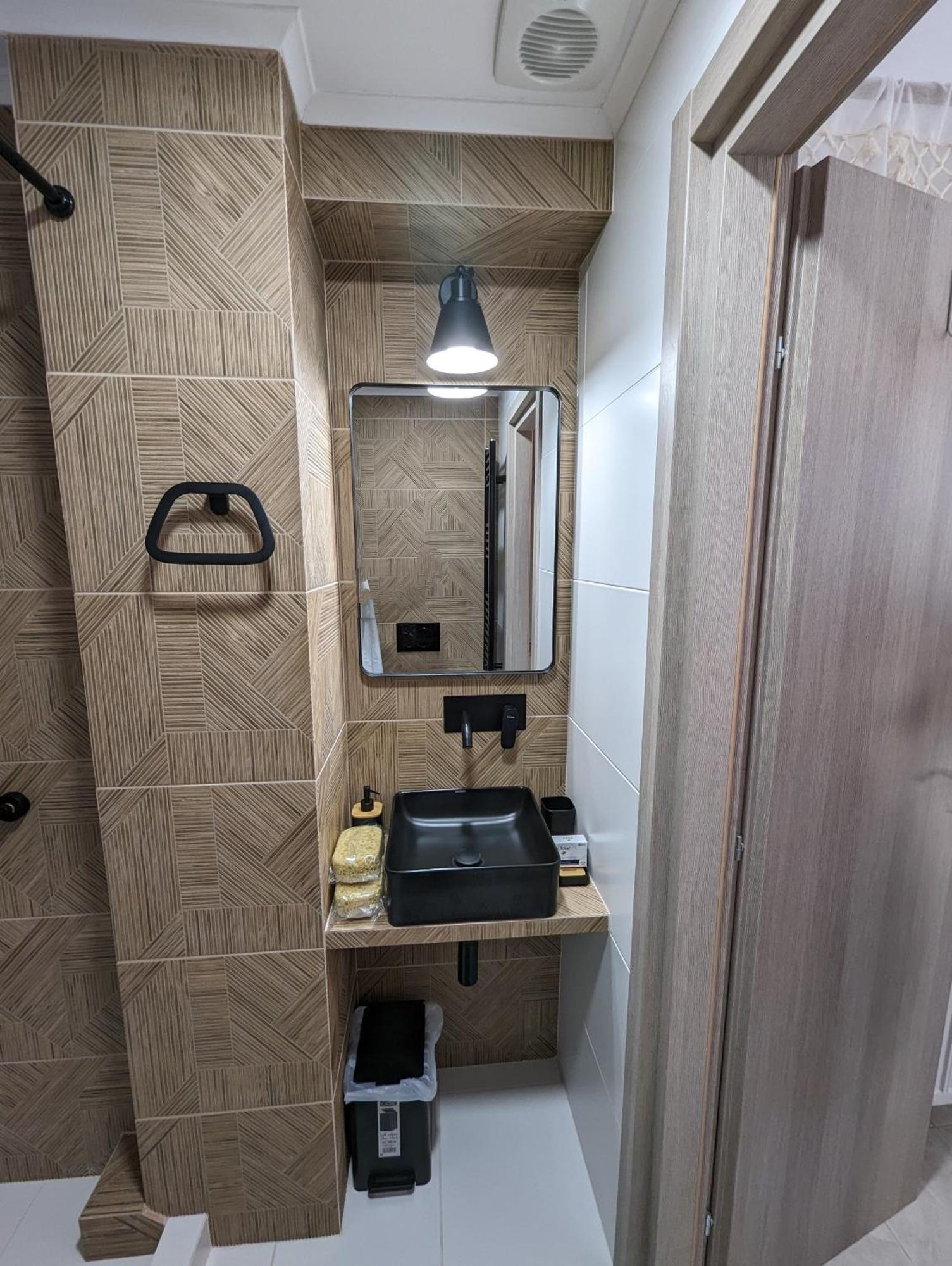 The Valkyries 1 Apartment Leonídion Екстериор снимка
